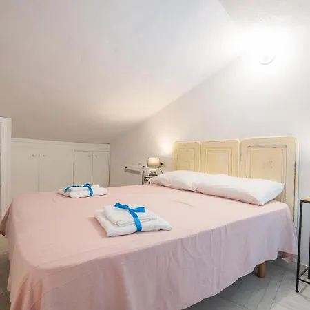 Le Dalie With Shared Pool - Happy