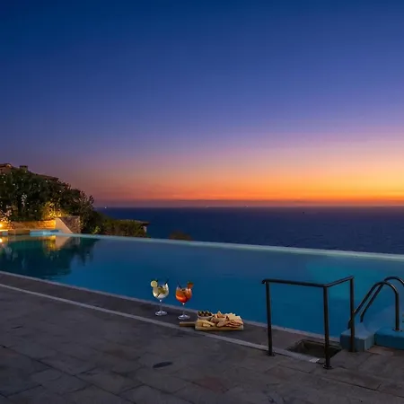 Le Dalie With Shared Pool - Happy